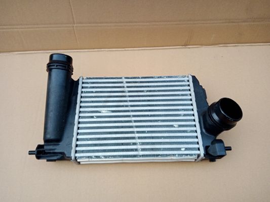NISSAN QASHQAI II WAGON J11 14461-4EJ0A HR12DDT HRA2DDT에 대한 인터쿨러 충전 장치